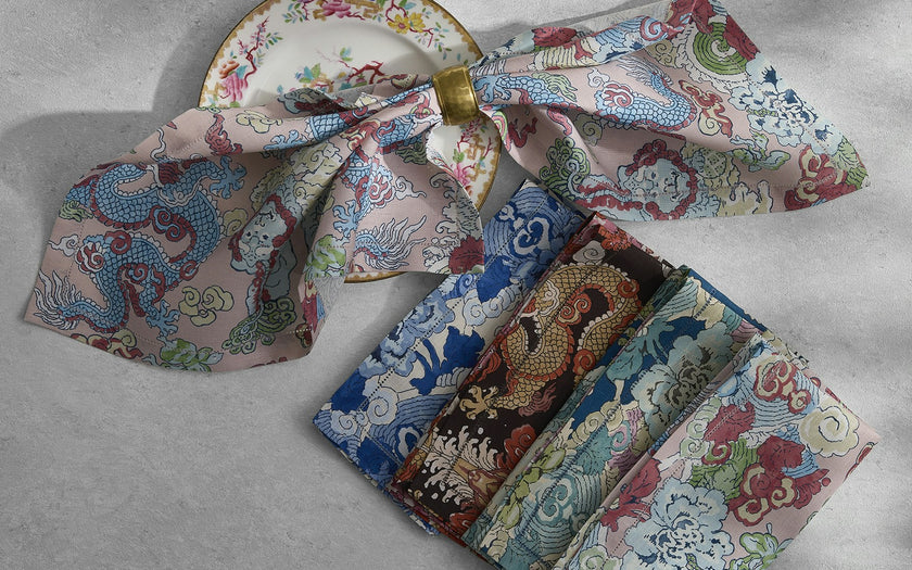 Matouk Schumacher Magic Mountain Oblong Tablecloth - Paradise - 70x126