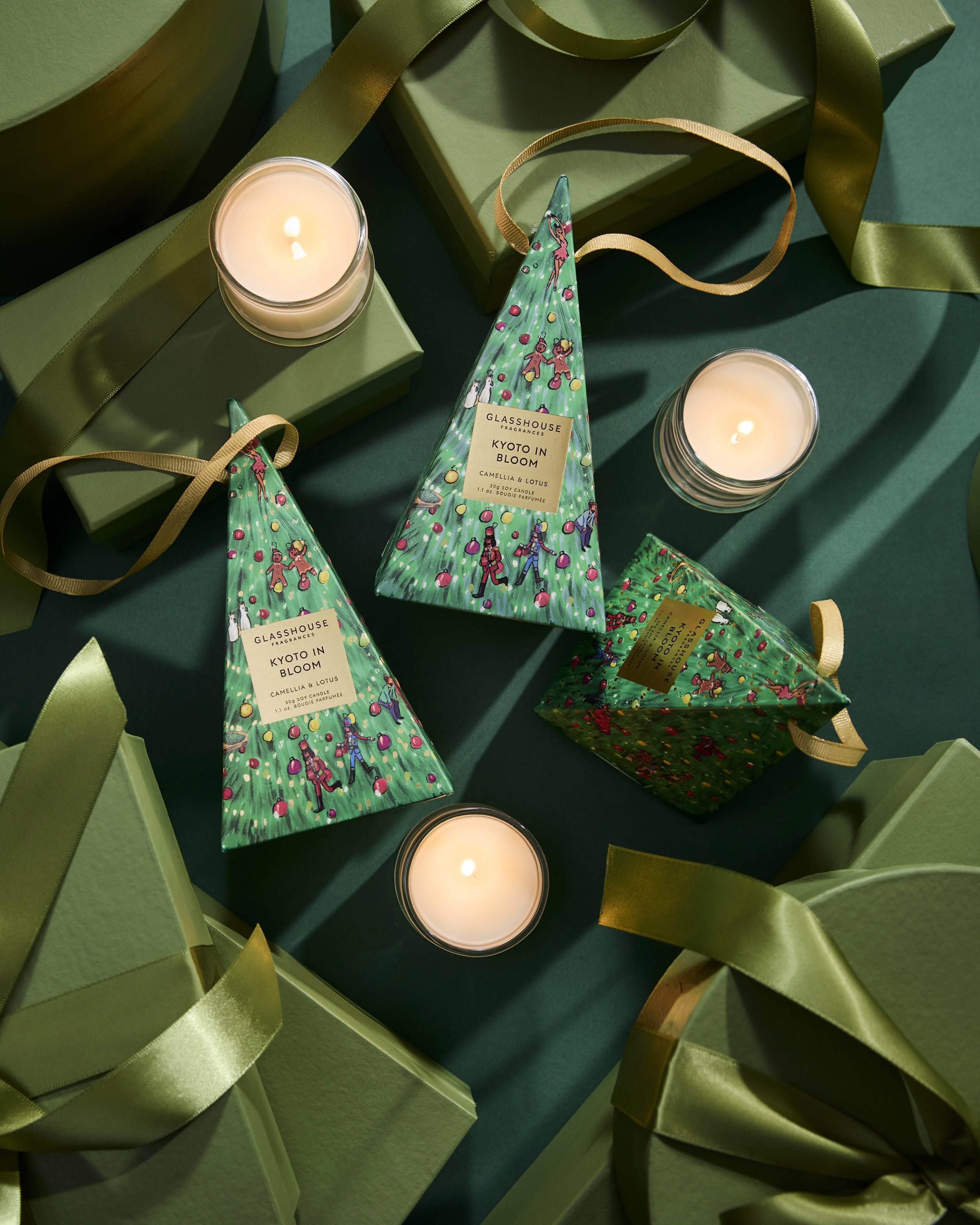 Glasshouse Kyoto in Bloom Christmas Bauble