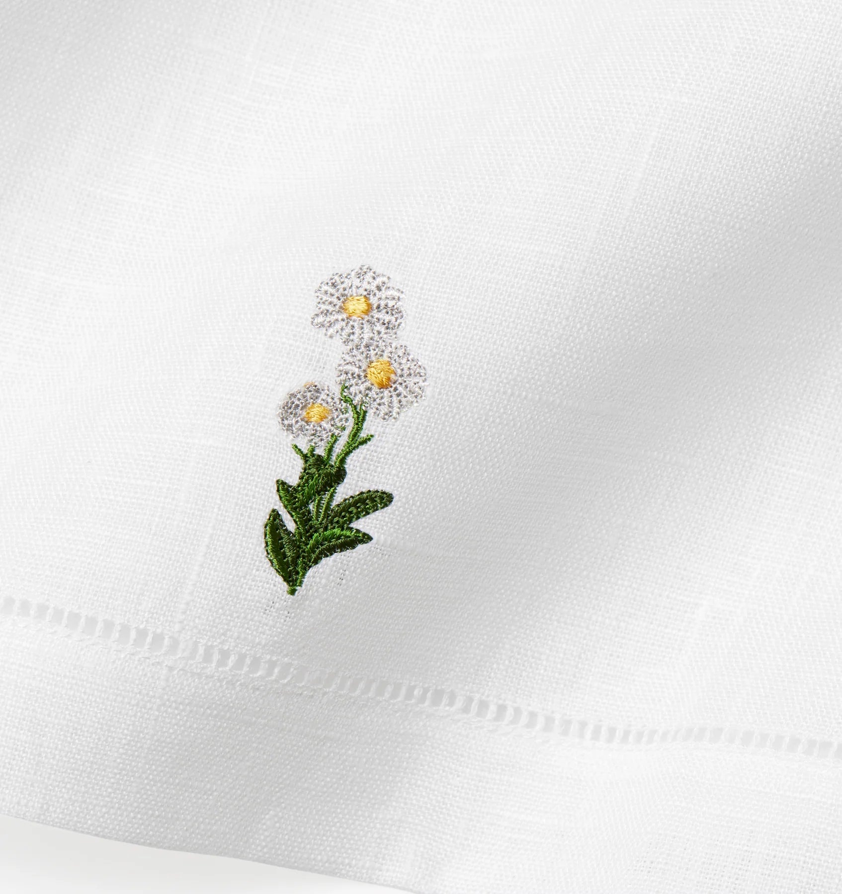 Sferra Fiorenza Guest Towel - Daisy