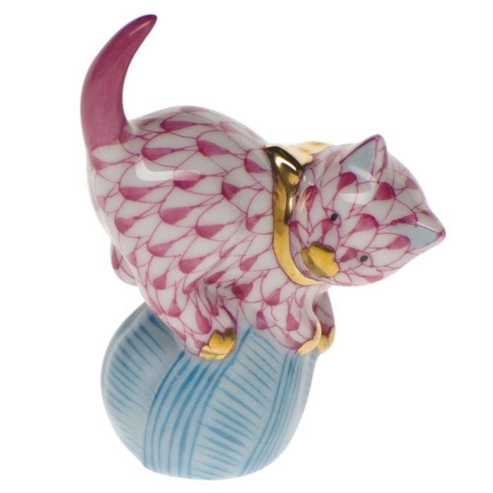 Herend Decorative Mischievous Cat - Raspberry