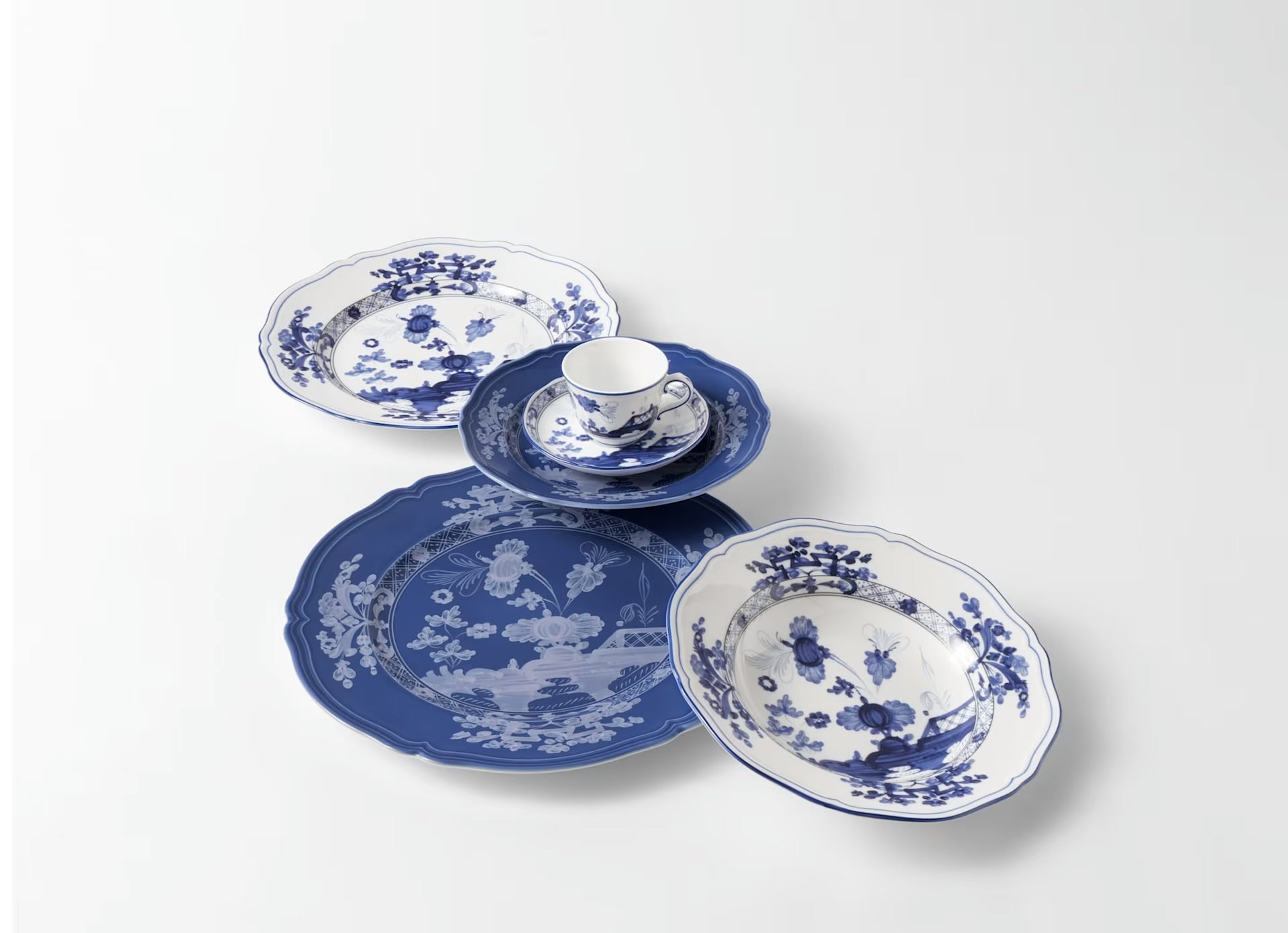 Ginori Oriente Italiano Flat Dinner Plate - Indaco