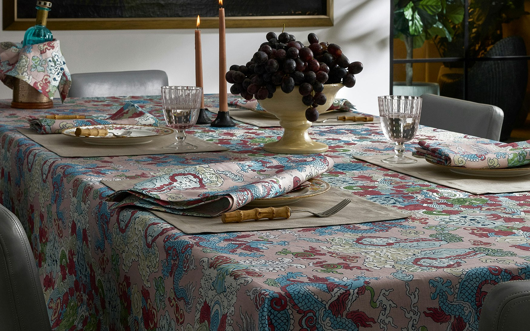 Matouk Schumacher Magic Mountain Oblong Tablecloth - Paradise - 70x126