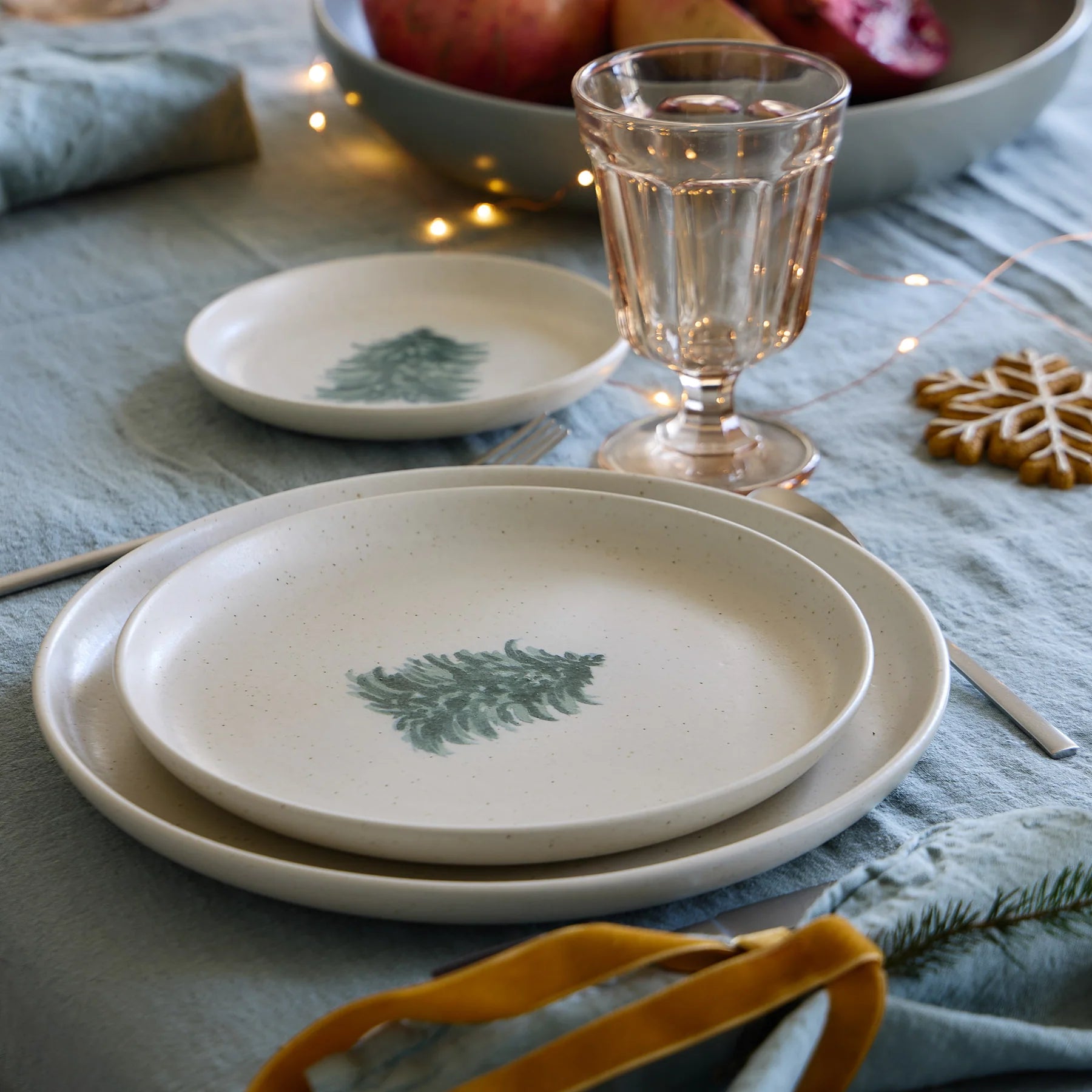 Casafina Pacifica Dessert Plate - Christmas Tree S/4