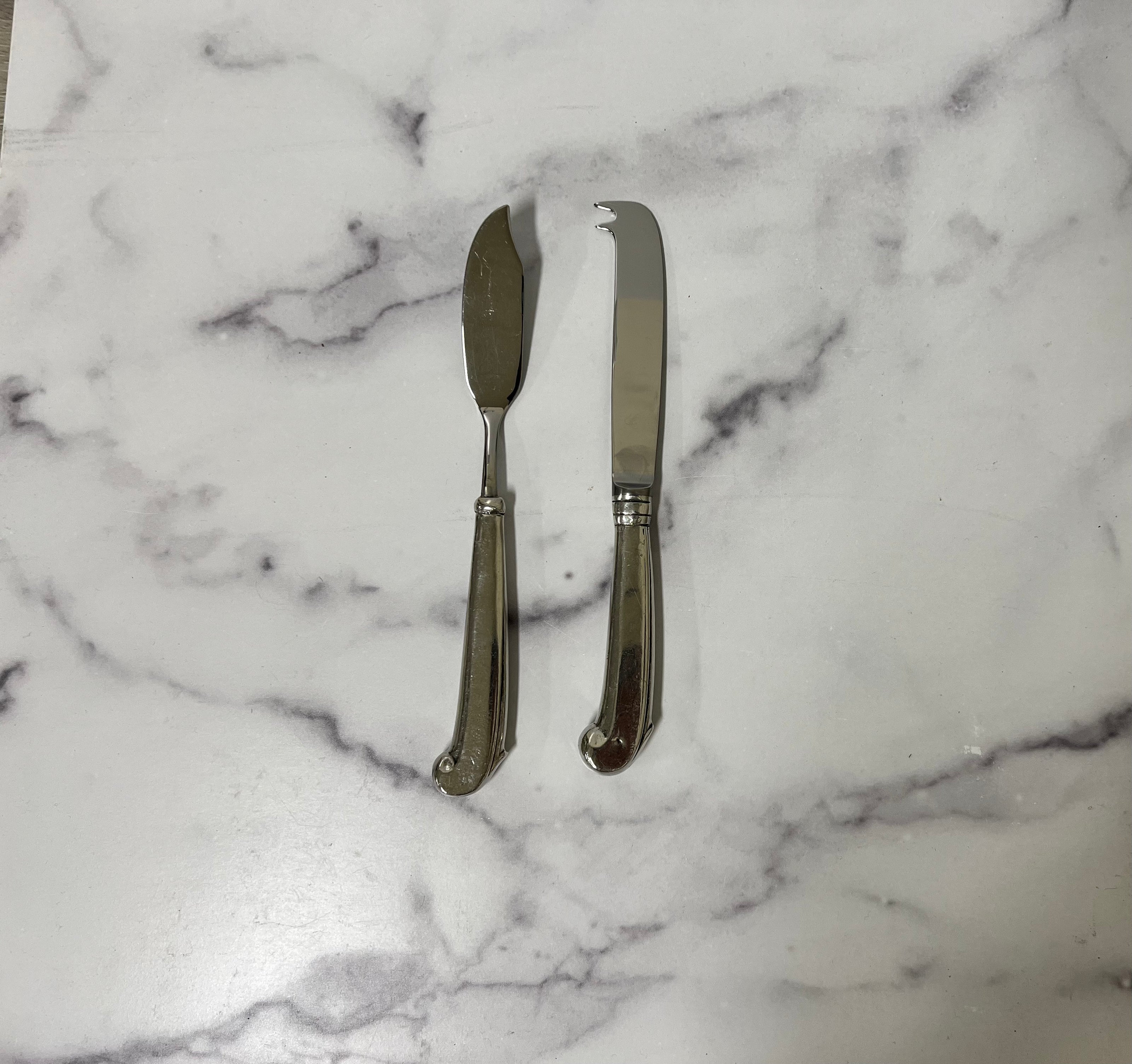 Julie Wear Ascot Cheese Knife