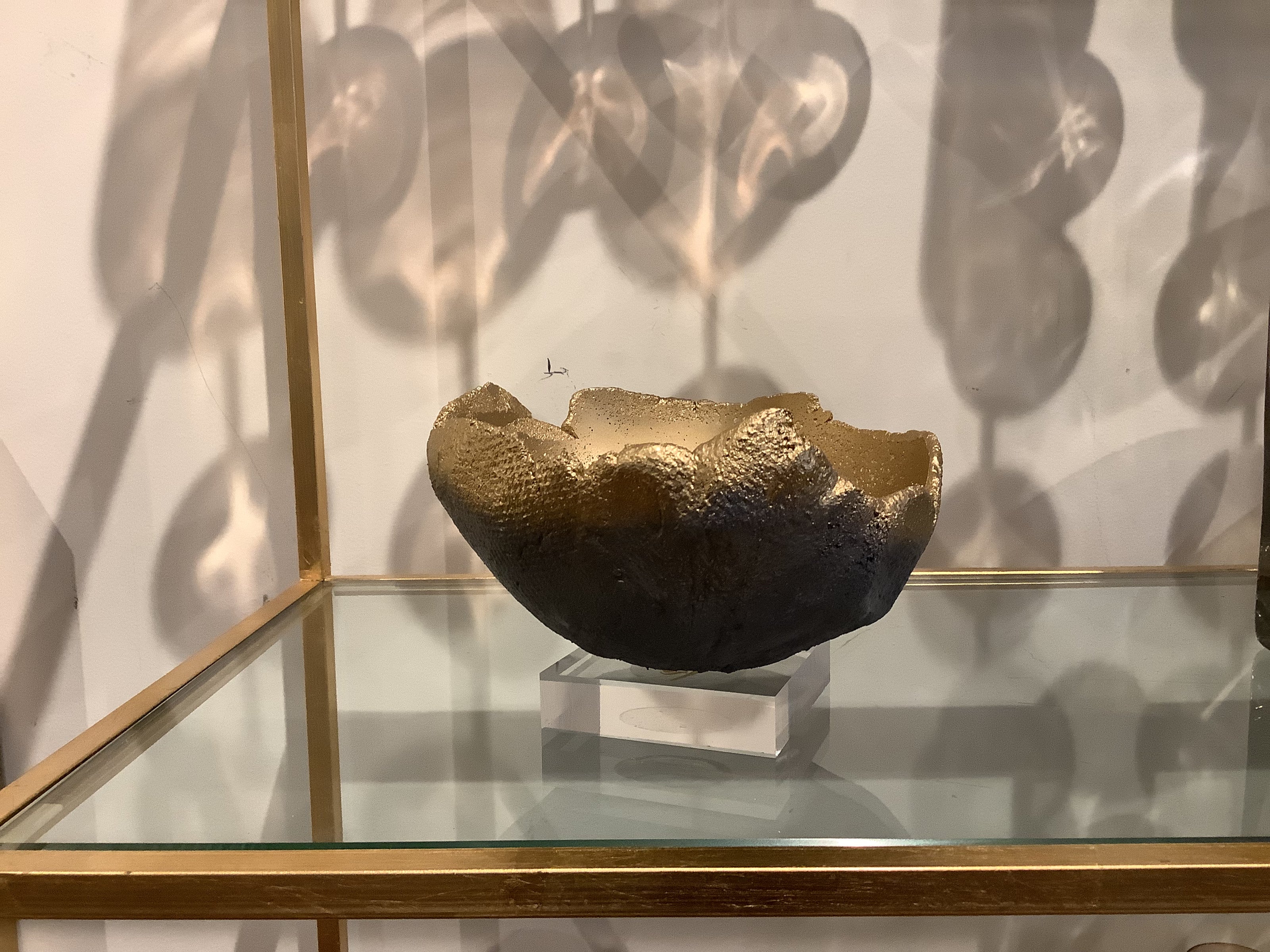 Bella Beton Concrete Bowl - Small Black/Gold